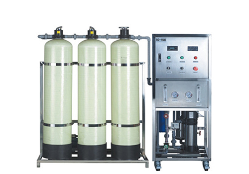 反滲透純水設(shè)備 反滲透純水設(shè)備