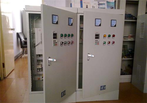 變頻供水設(shè)備控制柜