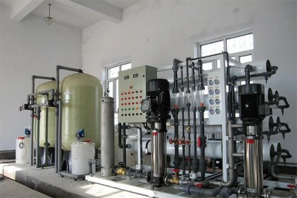 使用食品行業(yè)反滲透設備對生產有好處嗎？