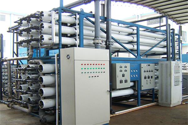 雙級(jí)反滲透設(shè)備 雙級(jí)反滲透設(shè)備