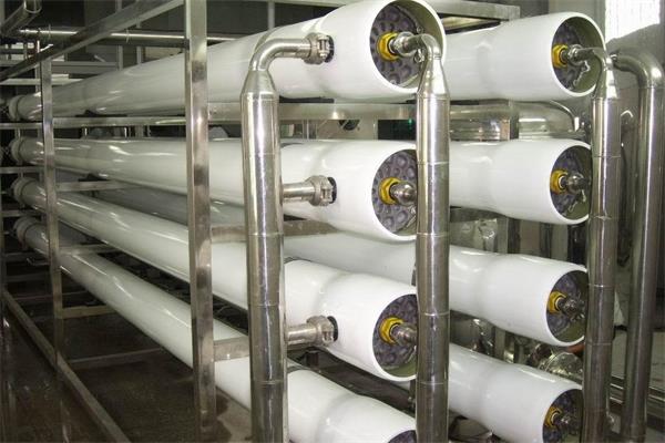 新疆脫鹽水裝置選哪家