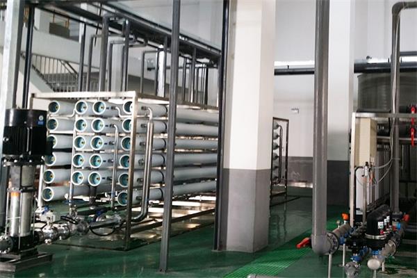 金昌2噸反滲透凈水處理設(shè)備價(jià)格