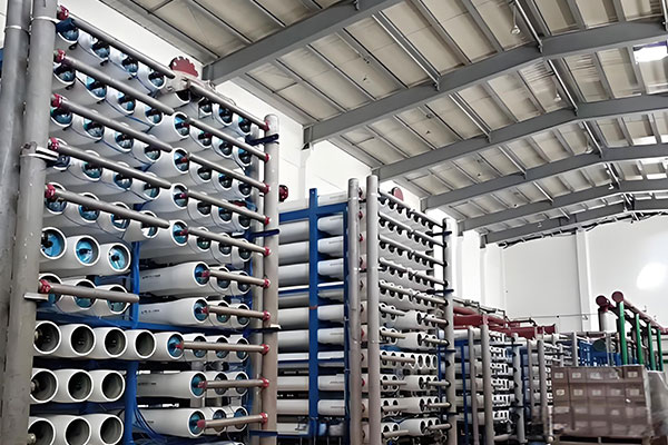 大型反滲透設(shè)備價(jià)格是多少 大型反滲透設(shè)備價(jià)格是多少