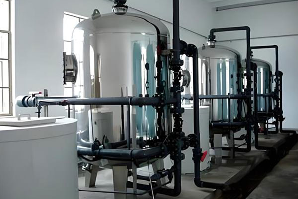 全自動鈉離子交換器:工業水處理的智能守護者 全自動鈉離子交換器:工業水處理的智能守護者