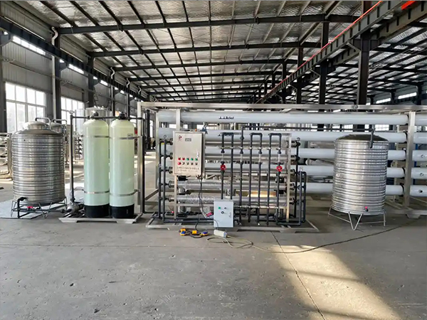 工業(yè)反滲透純水設(shè)備生產(chǎn)廠家 工業(yè)反滲透純水設(shè)備生產(chǎn)廠家