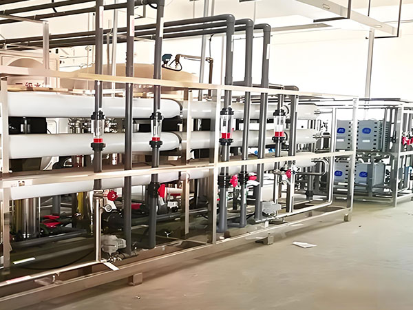 半導體超純水設備多少錢?核心影響因素與合理選型分析  半導體超純水設備多少錢?核心影響因素與合理選型分析